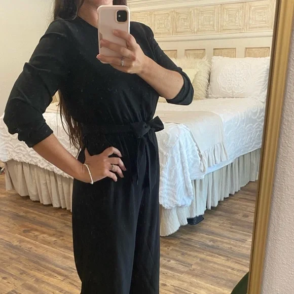 Who What When Wear Crew Neck Long Sleeve Modest Jumpsuit Sz Small - Picture 2 of 12